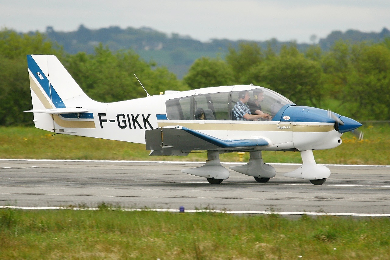 Robin DR 400-120 - F-GIKK