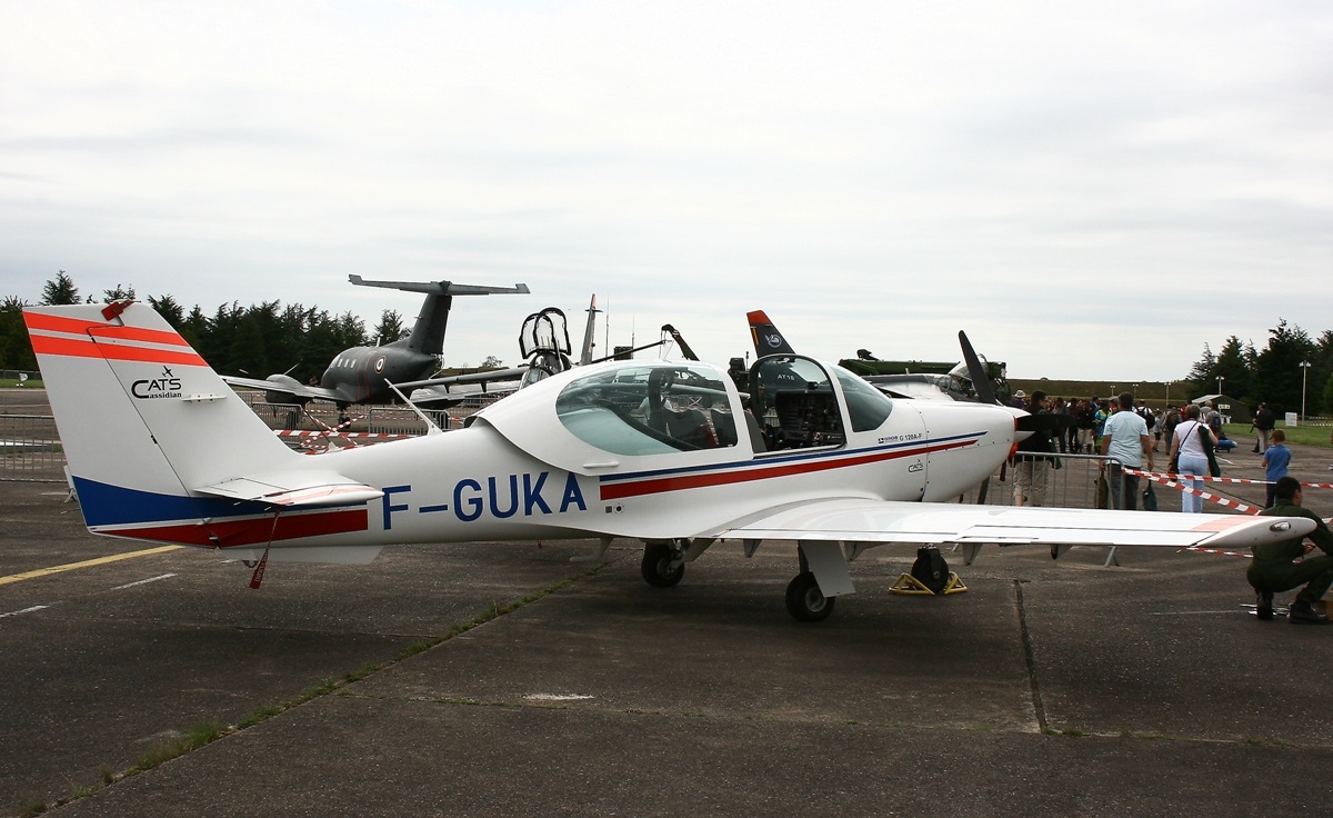 Grob G 120 A-F - F-GUKA