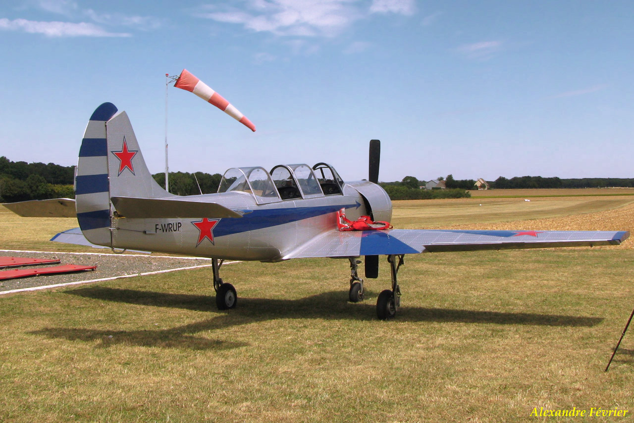 Yakovlev Yak-52 - F-WRUP