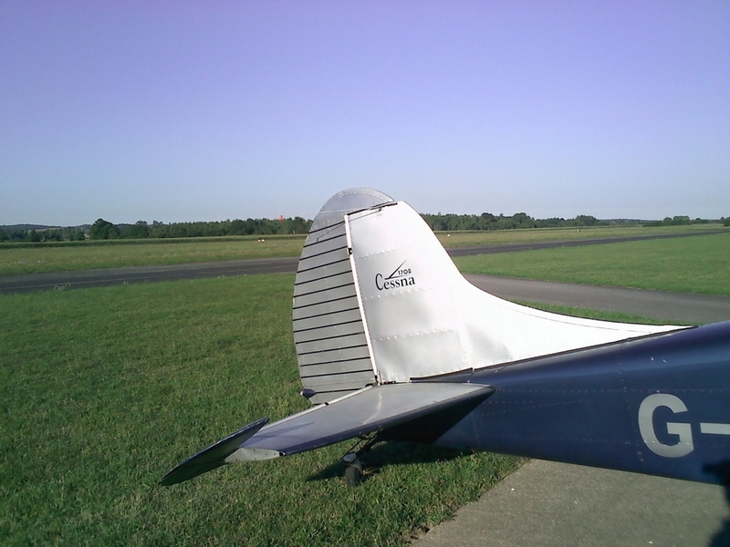 Cessna 170 - G-AWOU