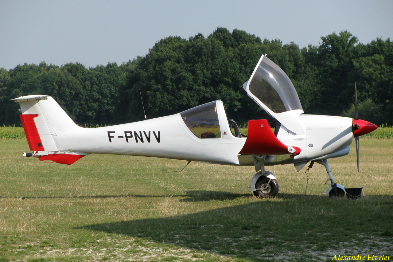 Dyn'Aero MCR R-180 - F-PNVV