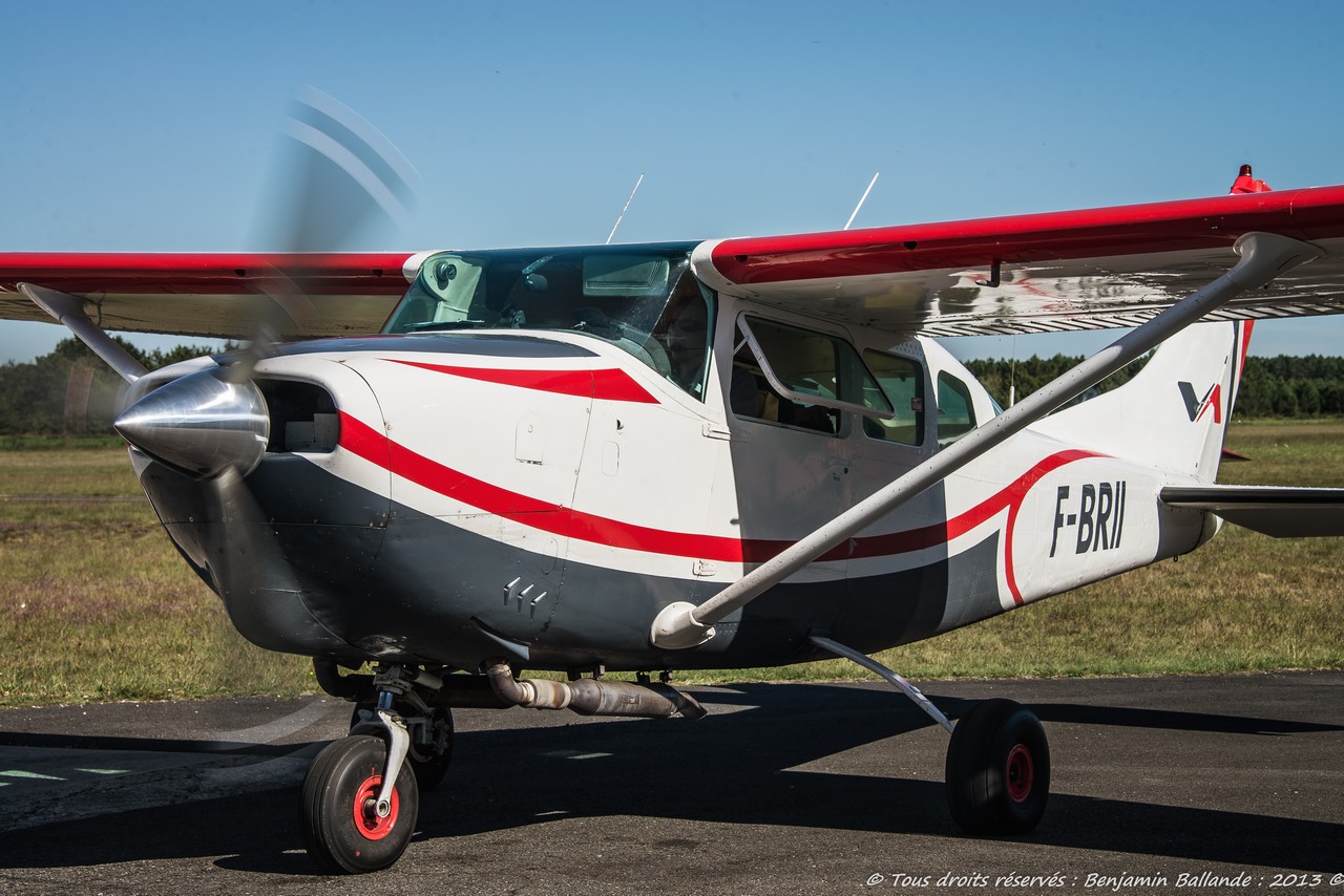 Cessna 206 - F-BRII
