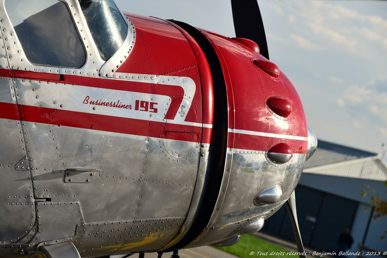 Cessna 195 - F-GJTX