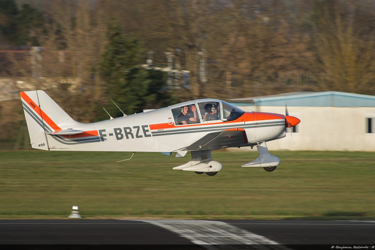 Robin DR 300-140 - F-BRZE