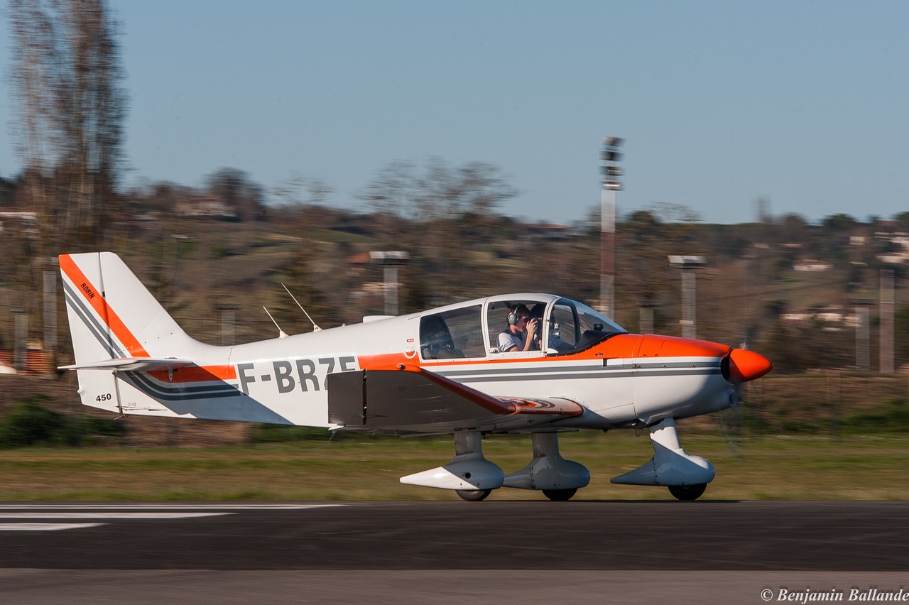 Robin DR 300-140 - F-BRZE