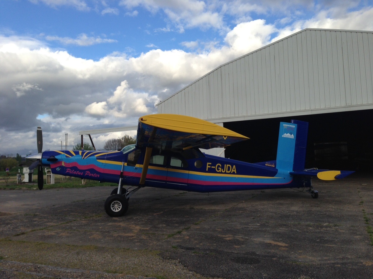 Pilatus PC6 Turbo Porter - F-GJDA