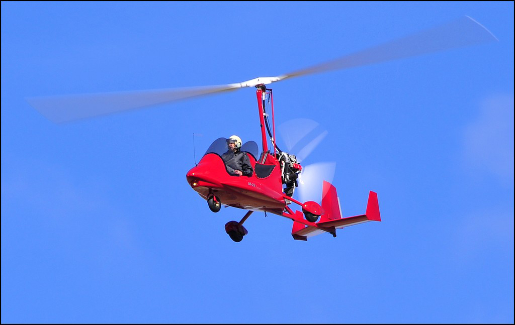 Magni Gyro M-22 Voyager - F-JUEI/41 TN