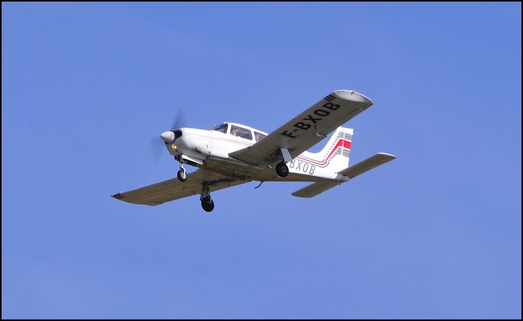 Piper PA-28 R-200 Arrow - F-BXOB