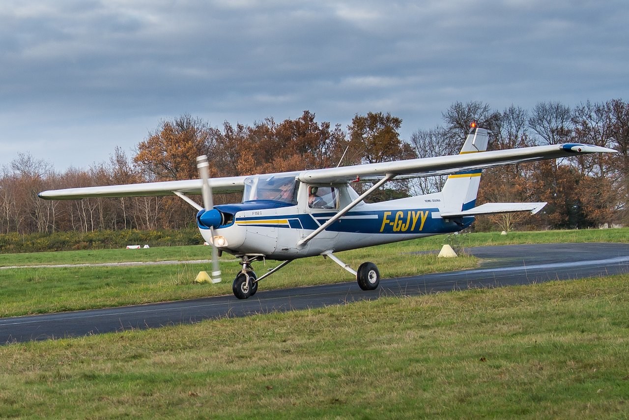 Cessna 152 - F-GJYY
