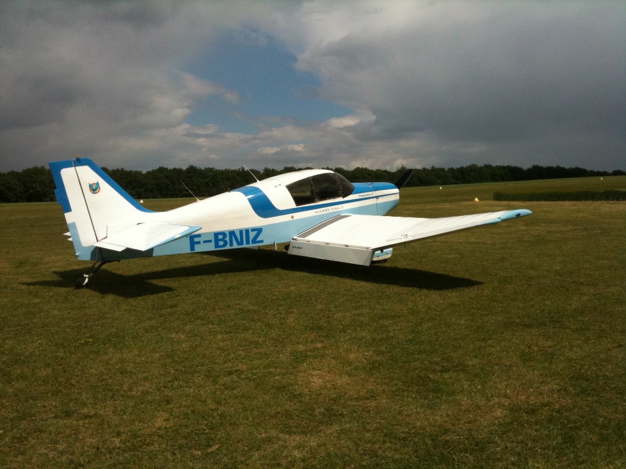 Jodel D 140 Mousquetaire - F-BNIZ