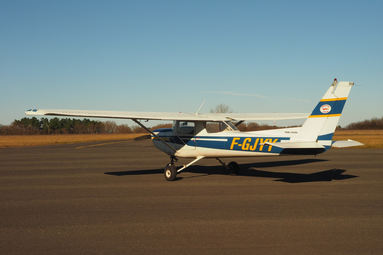 Cessna 152 - F-GJYY