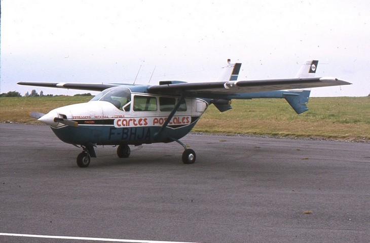 Cessna 337 - F-BHJA