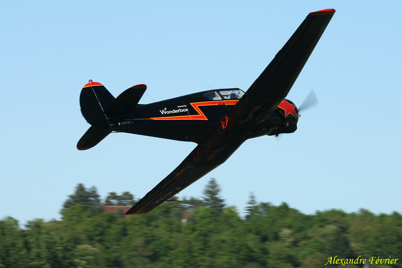 Yakovlev Yak-18T - F-HYAK