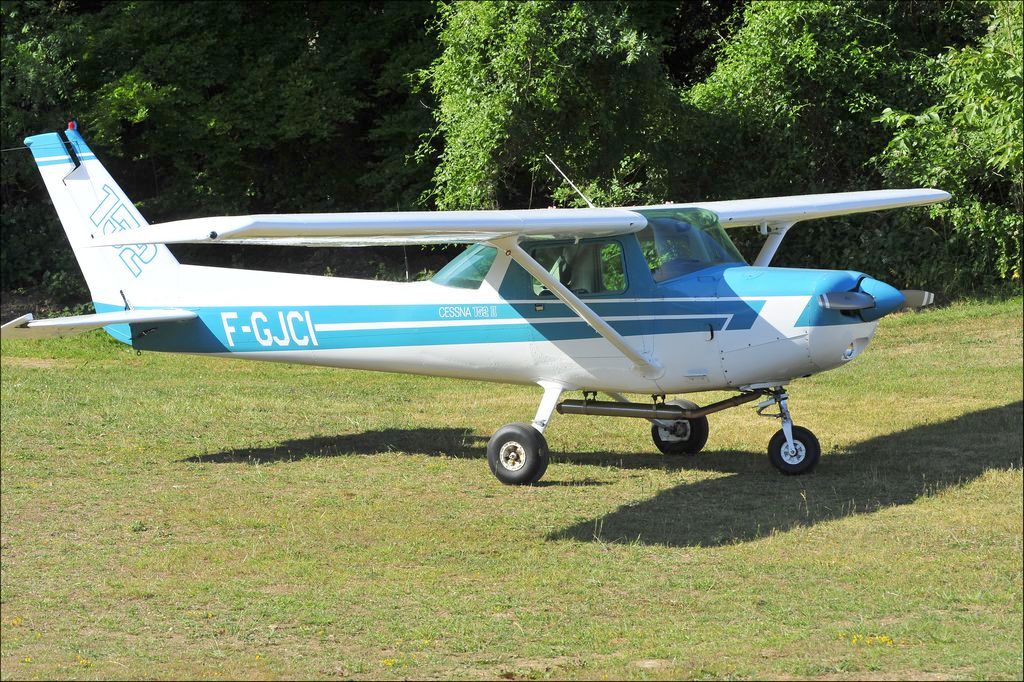 Cessna 152 - F-GJCI