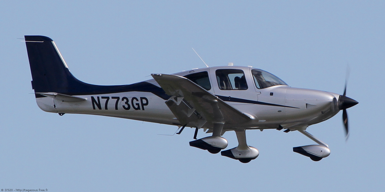 Cirrus SR22 - N773GP