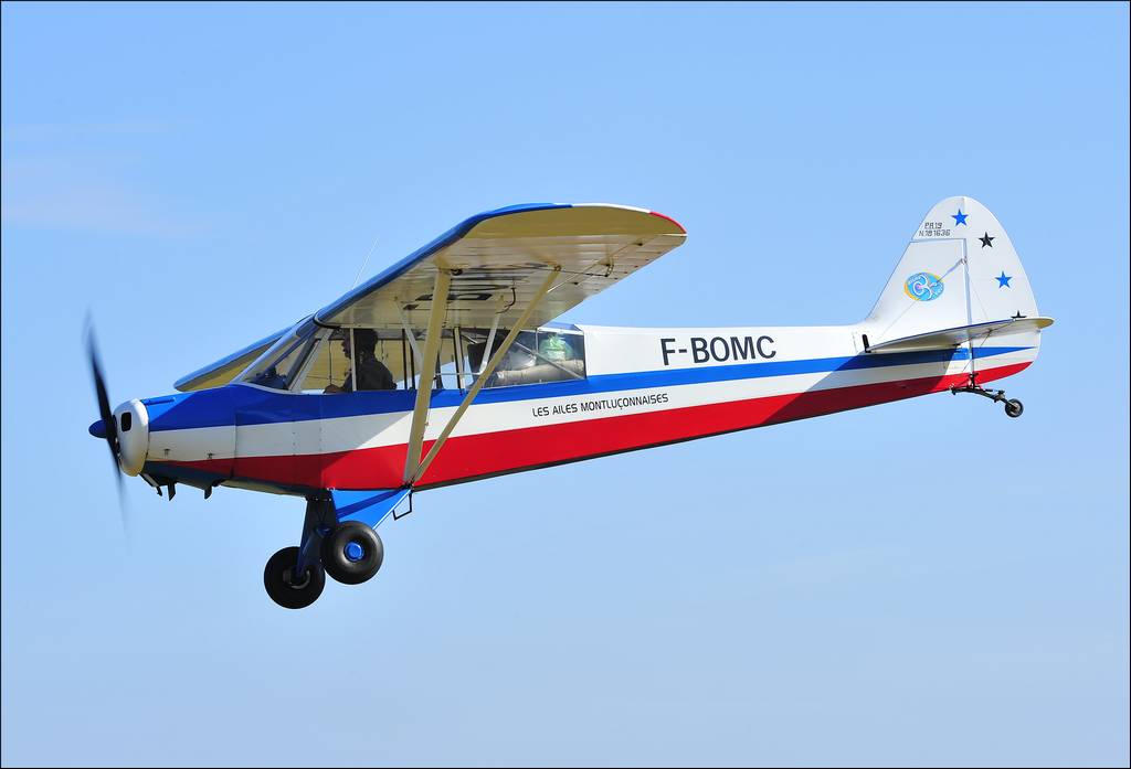 Piper PA-19 Super Cub - F-BOMC