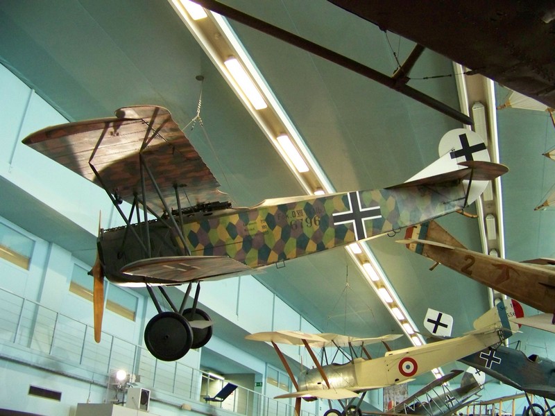 Fokker D-VII - 6796