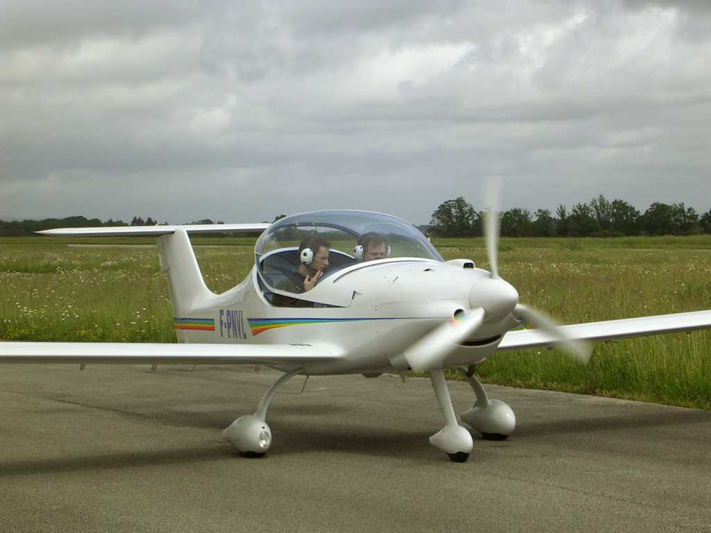 Dyn'Aero MCR-01 - F-PNVL