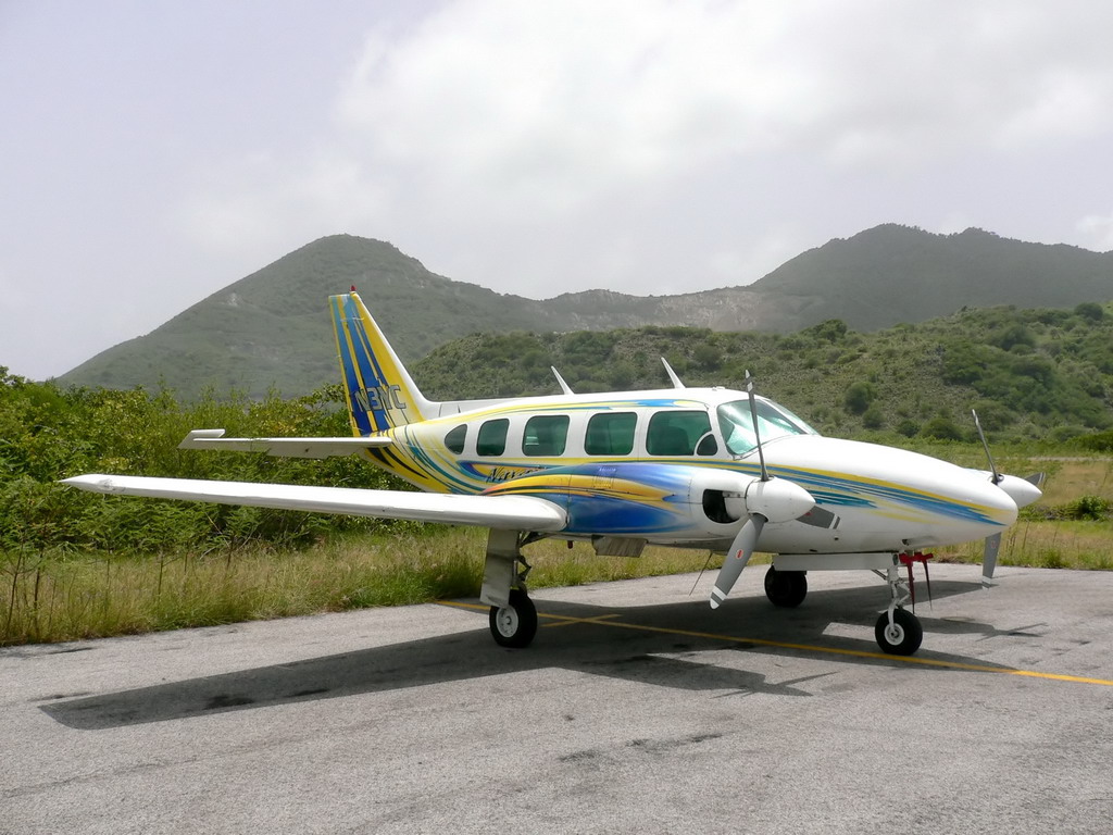 Piper PA-31-350 Navajo Chieftain - N3YC