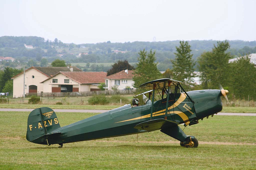 Casa 1131 E Jungmann - F-AZVS