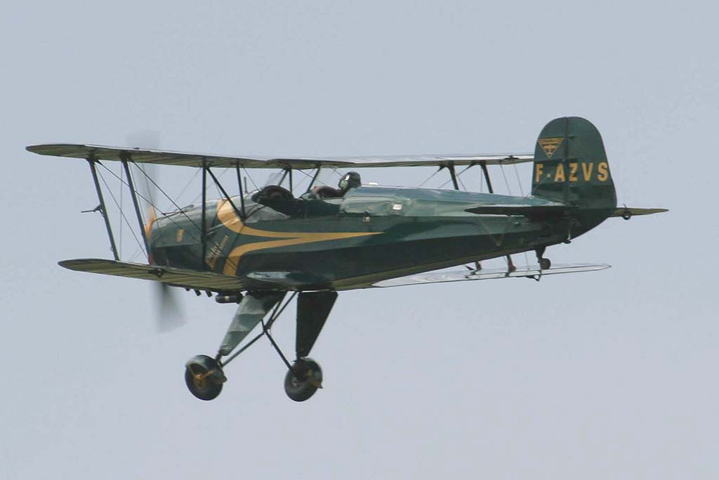 Casa 1131 E Jungmann - F-AZVS