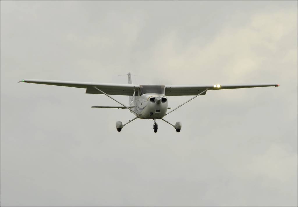 Cessna 172 - F-HFPG