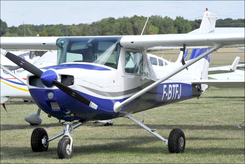 Cessna 150 - F-BTFJ