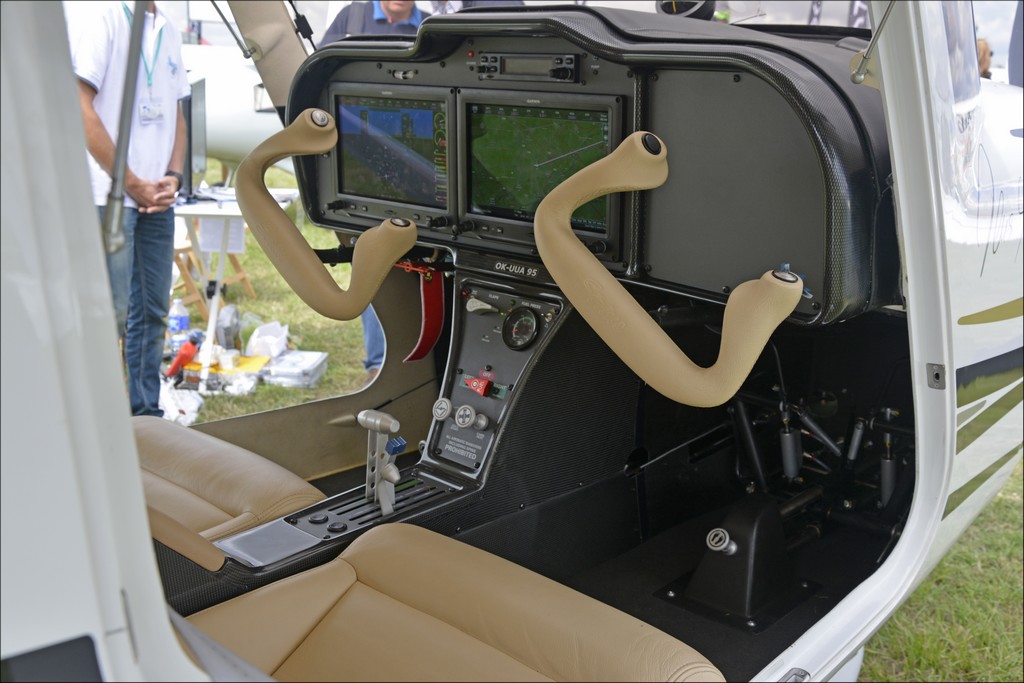 TL-UltraLight TL-3000 Sirius - OK-UUA 95
