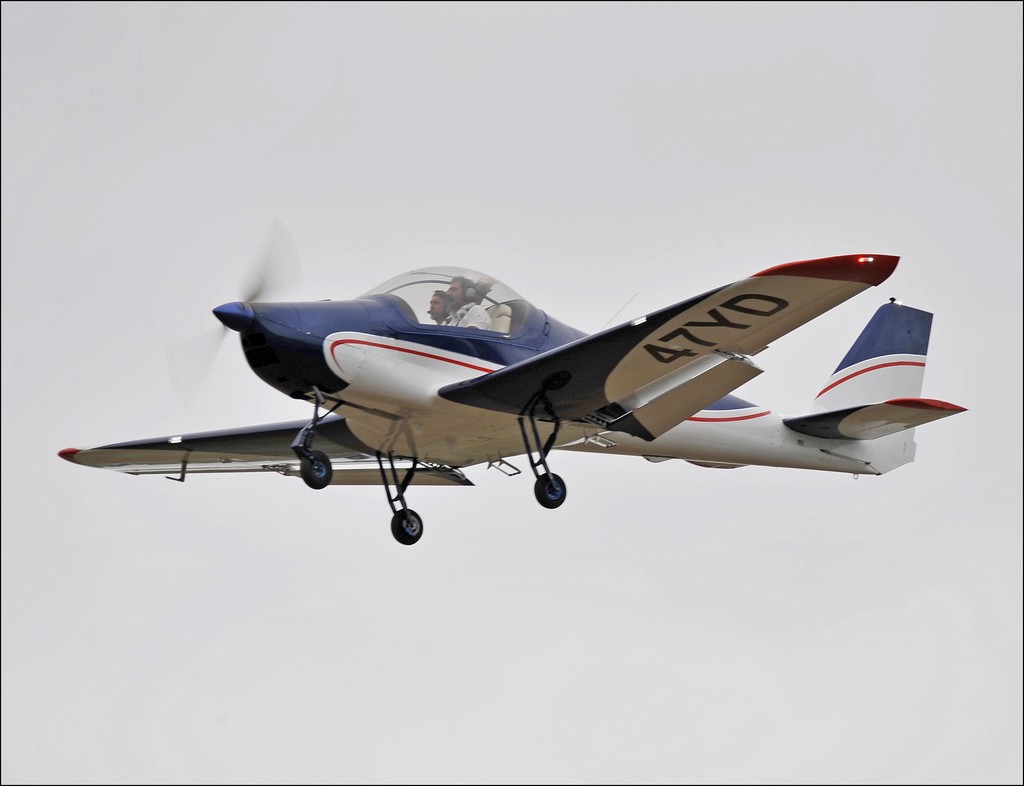 Skyleader 200 - F-JTOJ/47 YD