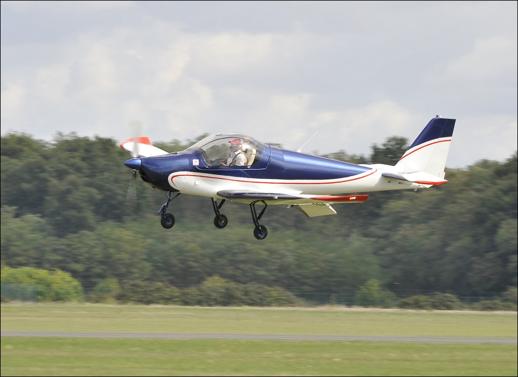 Skyleader 200 - F-JTOJ/47 YD