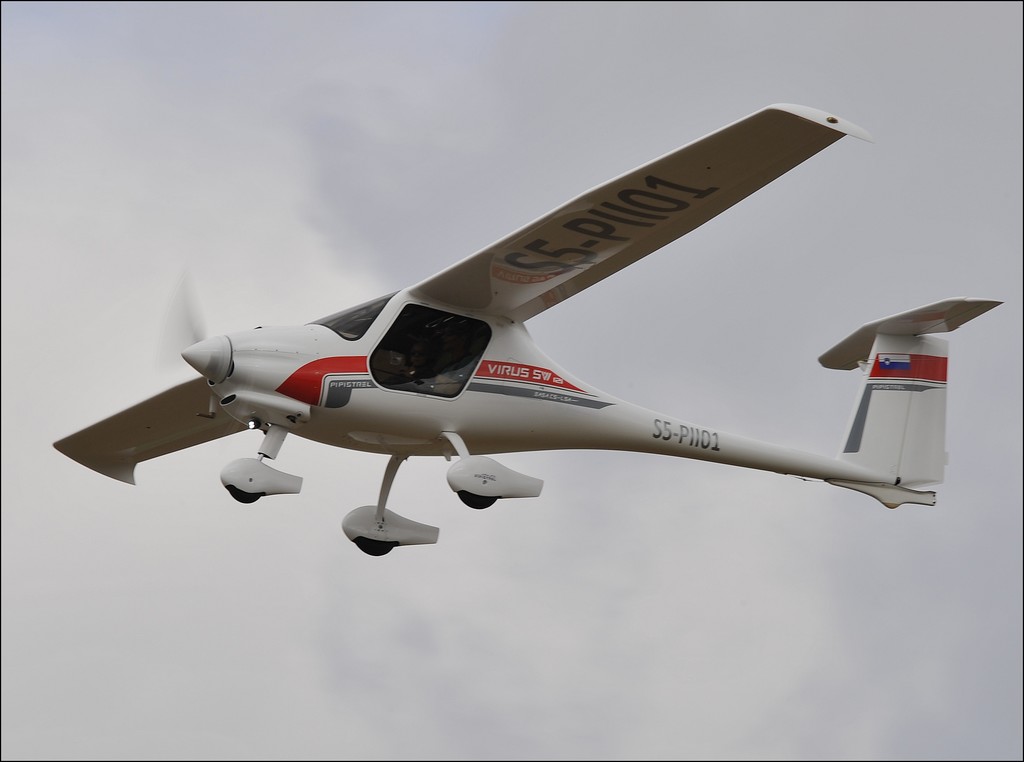 Pipistrel Virus - S5-PII01