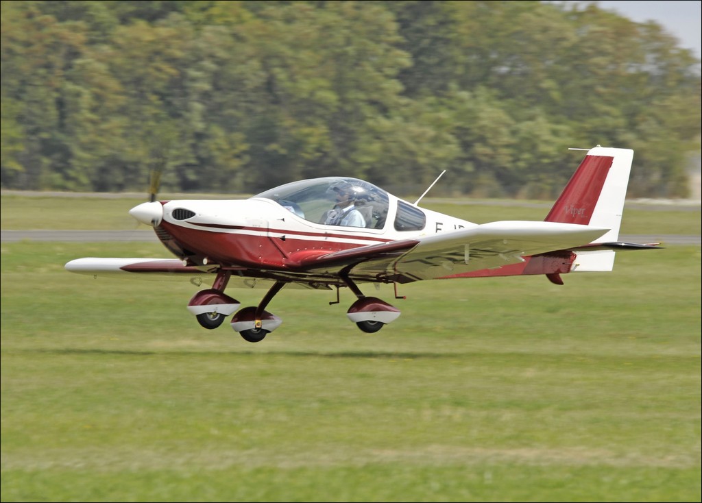 Tomark Aero Viper SD-4 - F-JRQR/72 RL