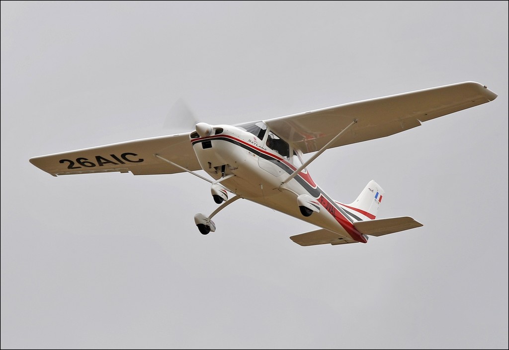 Airlony Skylane - F-JVAL/26 AIC
