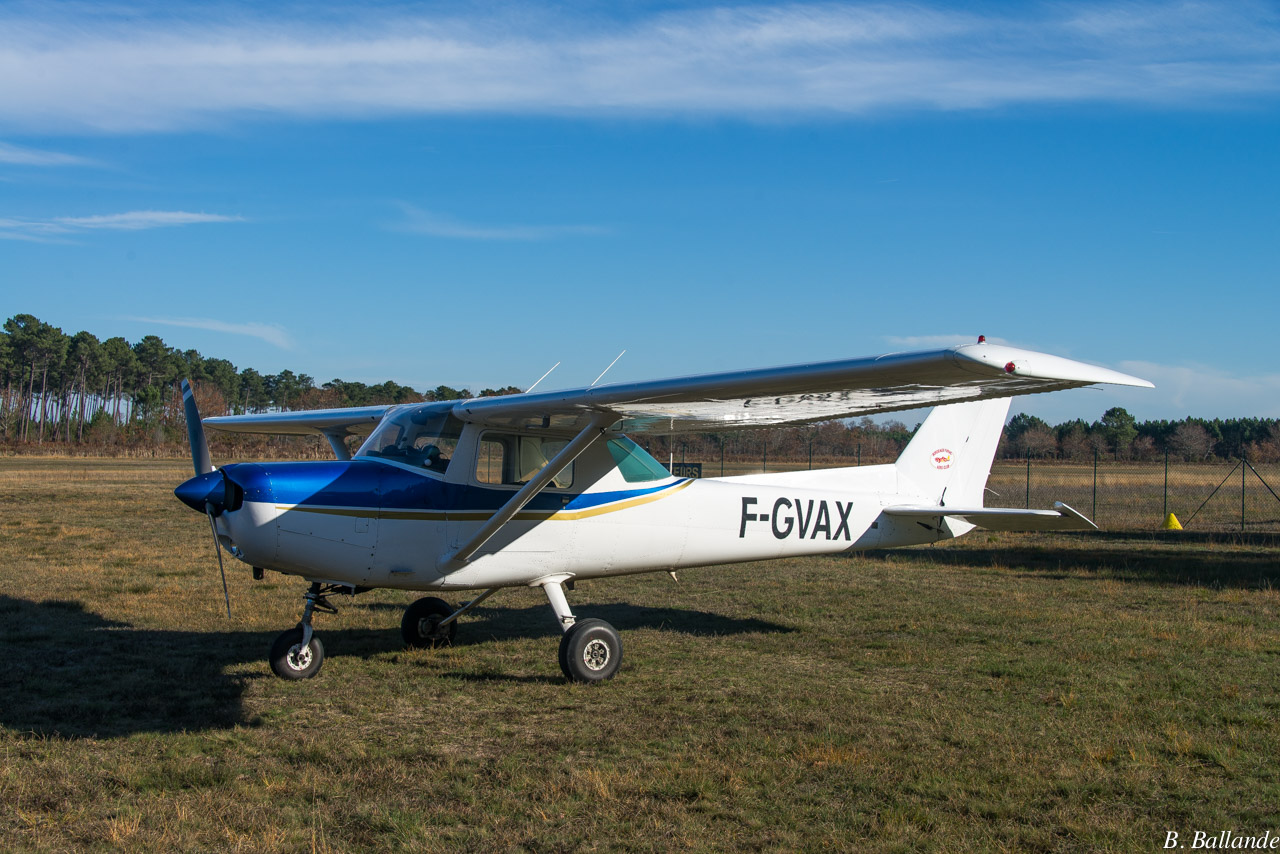 Cessna 152 - F-GVAX