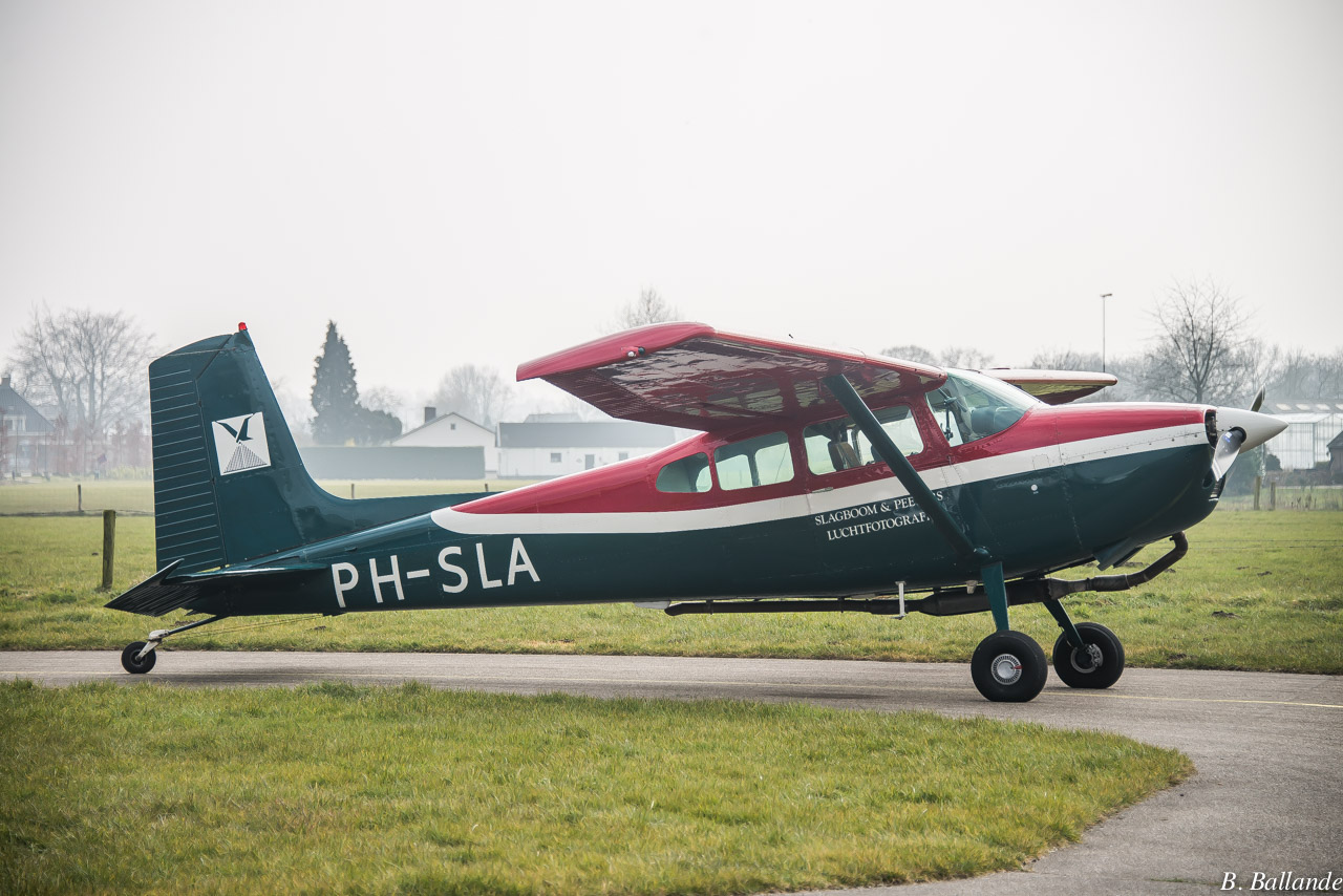 Cessna 180 - PH-SLA