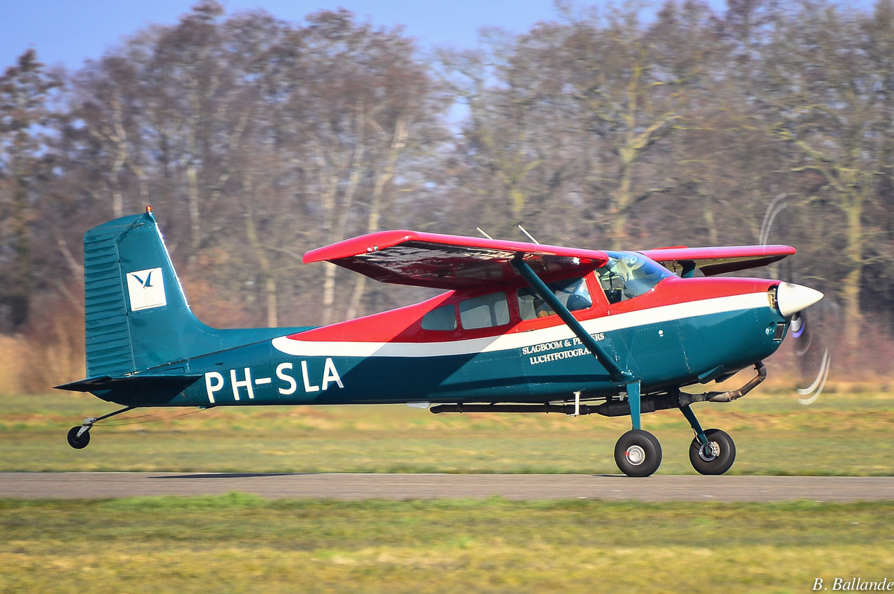 Cessna 180 - PH-SLA