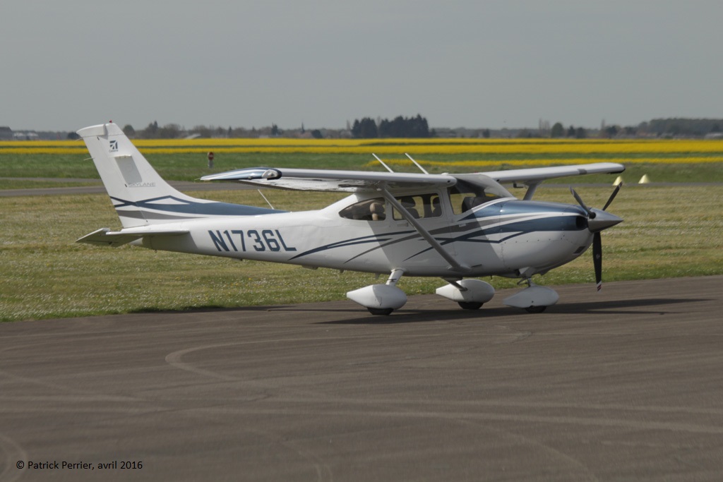 Cessna 182 - N1736L