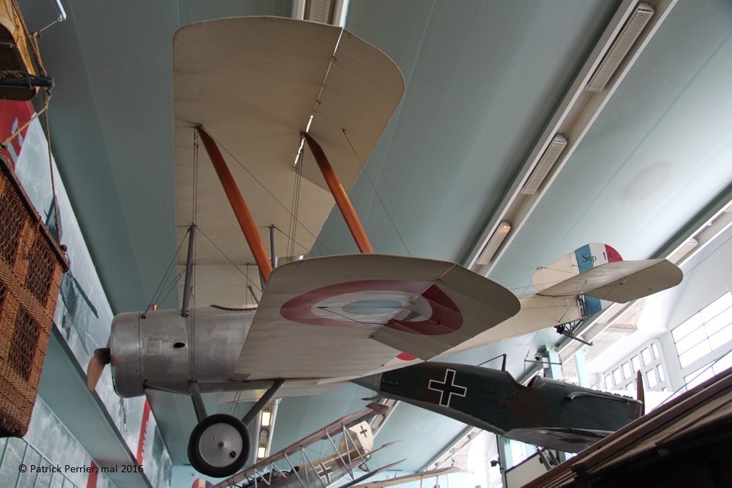 Sopwith 1 1/2 Strutter - 556