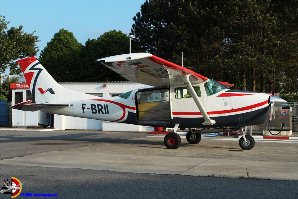 Cessna 206 - F-BRII