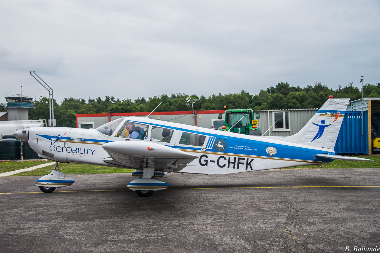 Piper PA-32 Cherokee - G-CHFK