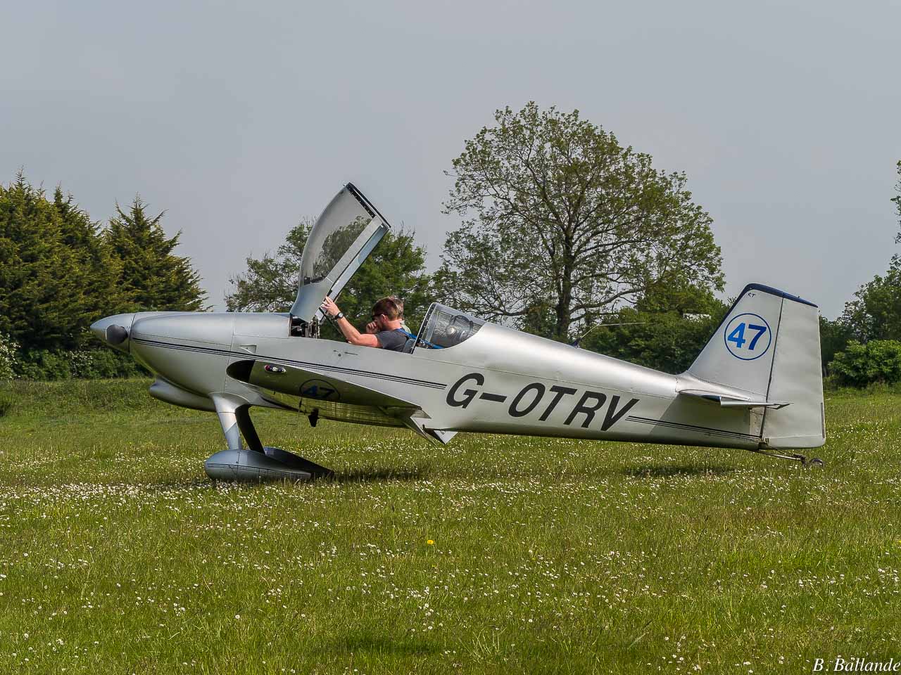 Vans RV-6 - G-OTRV
