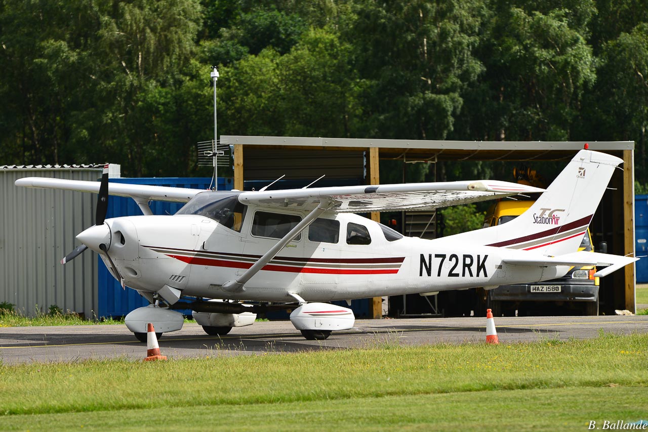 Cessna 206 - N72RK