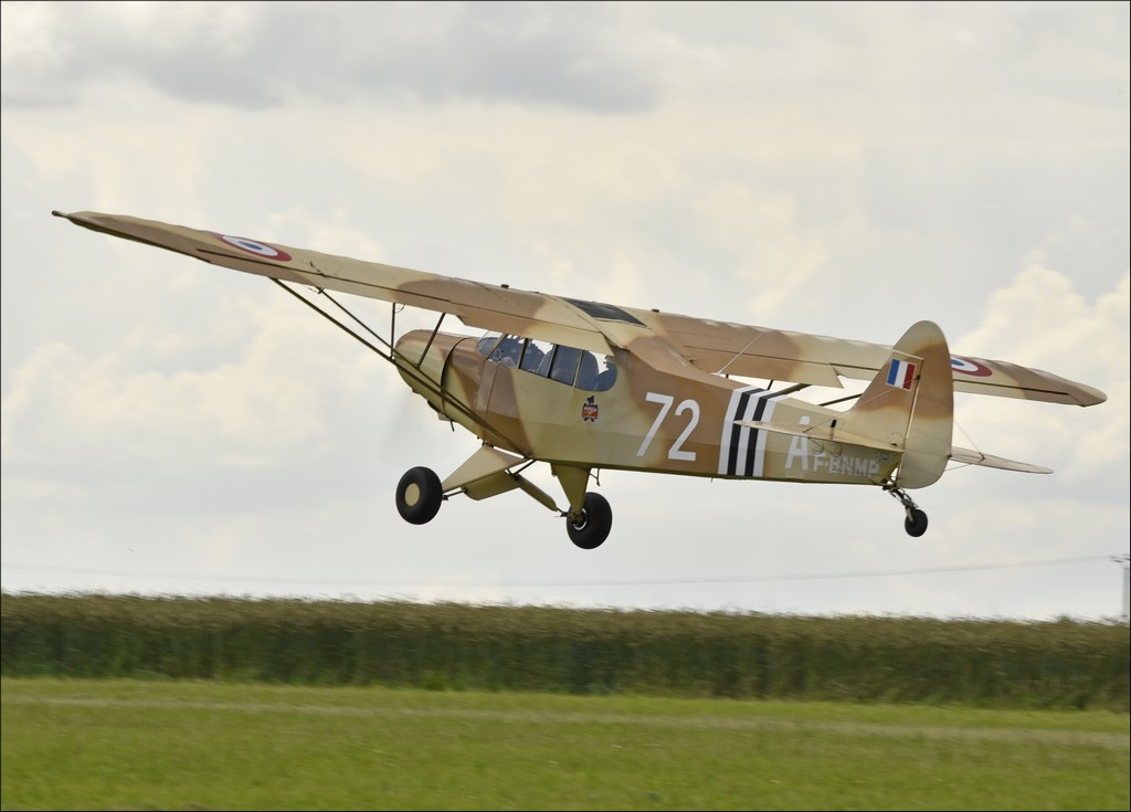 Piper PA-18 Super Cub - F-BNMP