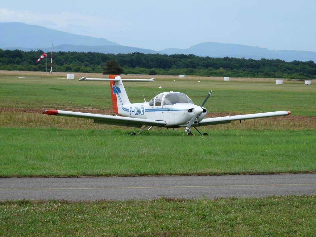 Piper PA-38-112 Tomahawk - F-GHNR