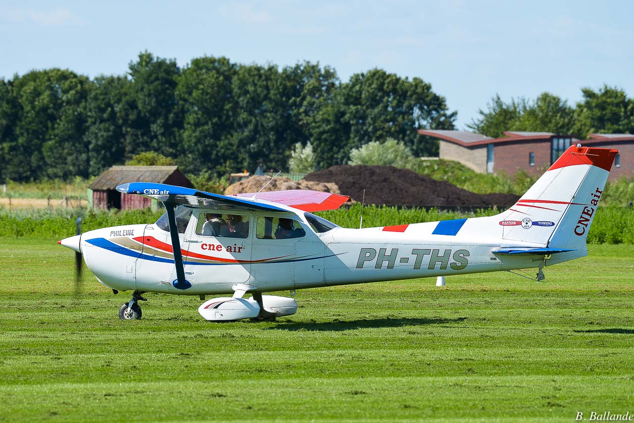 Cessna 172 - PH-THS