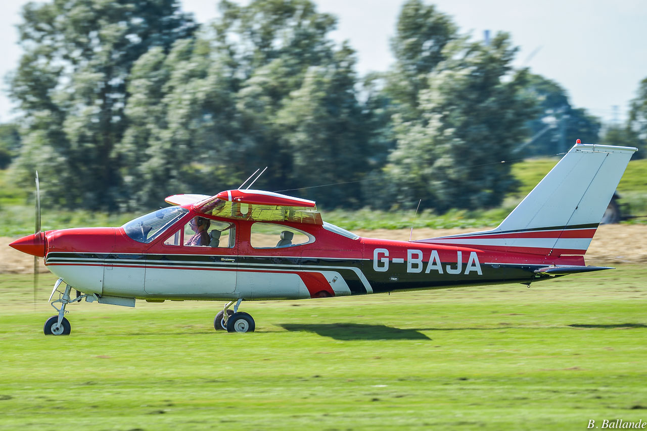 Cessna 177 RG - G-BAJA