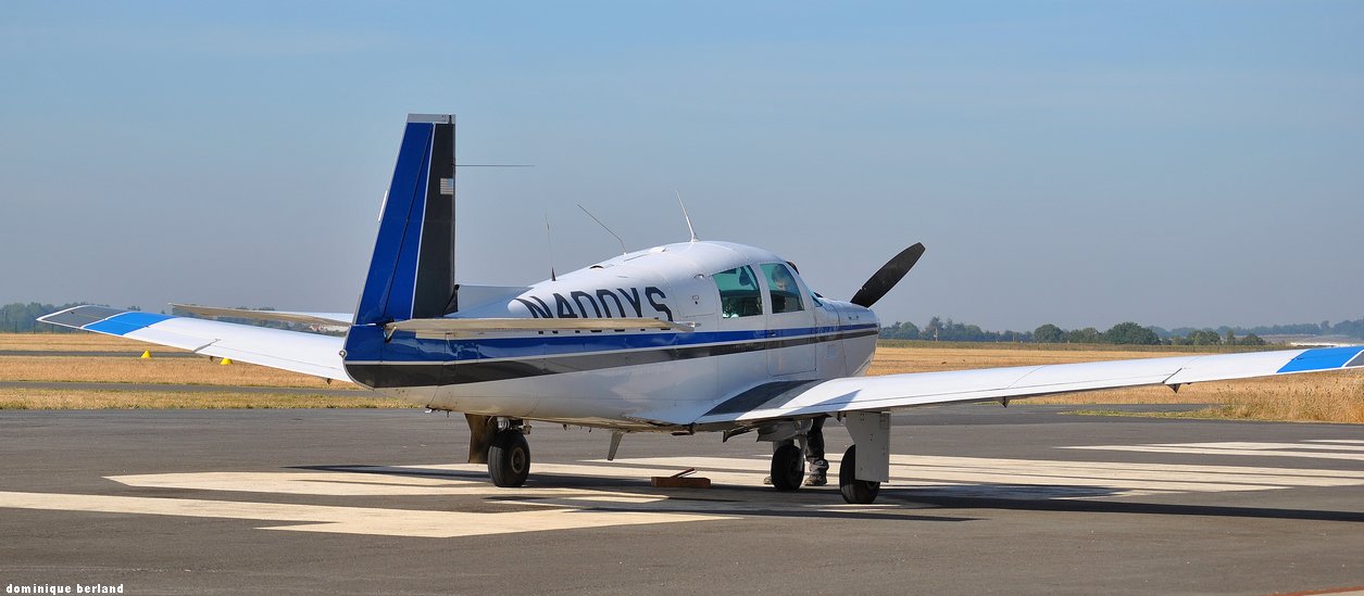 Mooney M 20 E - N400YS