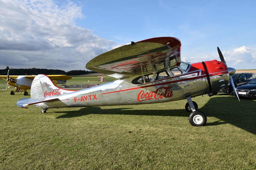 Cessna 195 - F-AYTX