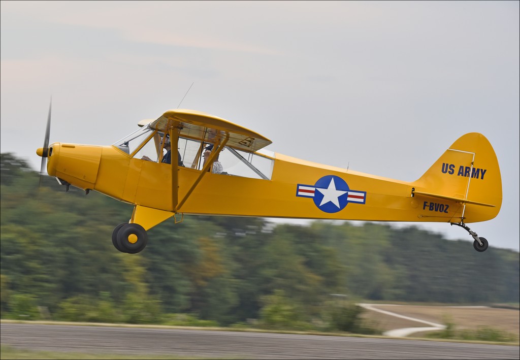 Piper PA-18 Super Cub - F-BVOZ