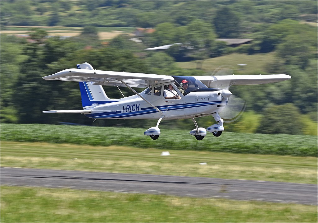 Tecnam P92 Echo - I-RICH